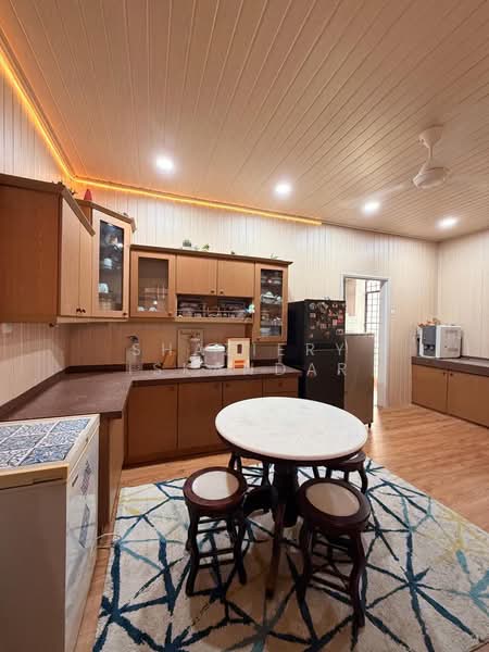 Bungalow for Rent in Ampang Jaya (Ampang) - Shaziery Iskandar - Kitchen - PropertyGuru.com.my