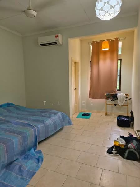 Townhouse for Rent in Kota Kemuning (Shah Alam) - T.H Lee - Bedroom - PropertyGuru.com.my