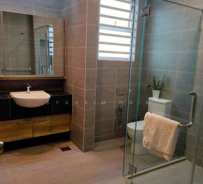 Rumah Teres untuk Disewa di Ijok (Selangor) - Syahrim Naim - Bathroom - PropertyGuru.com.my