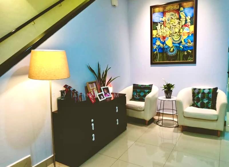 Rumah Teres untuk Disewa di Ijok (Selangor) - Syahrim Naim - Living Room - PropertyGuru.com.my