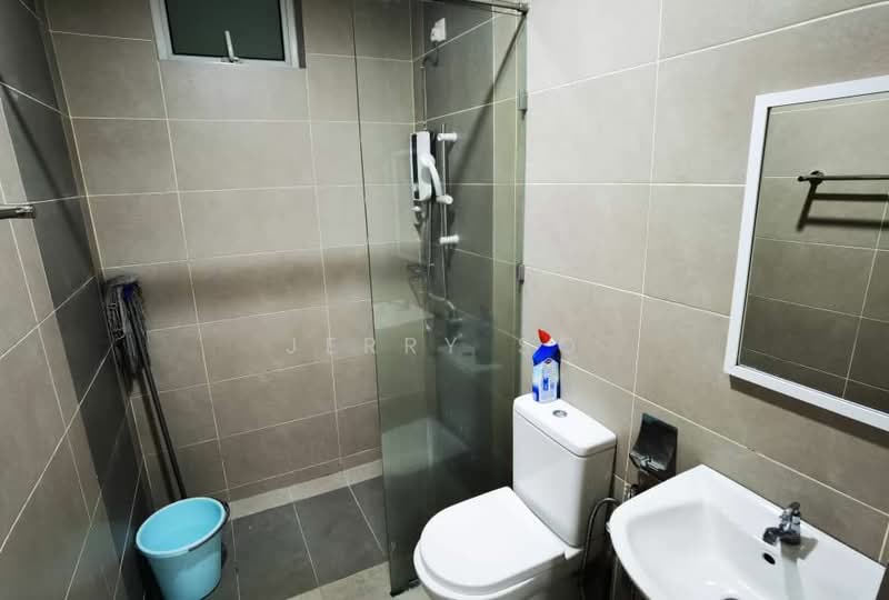 Service Residence for Sale at Summerton - Jerry So - Bathroom - PropertyGuru.com.my