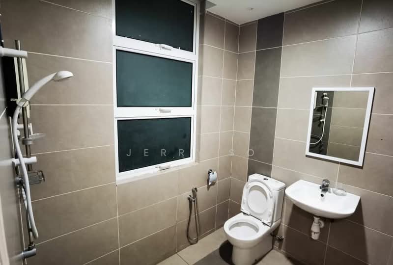 Service Residence for Sale at Summerton - Jerry So - Bathroom - PropertyGuru.com.my