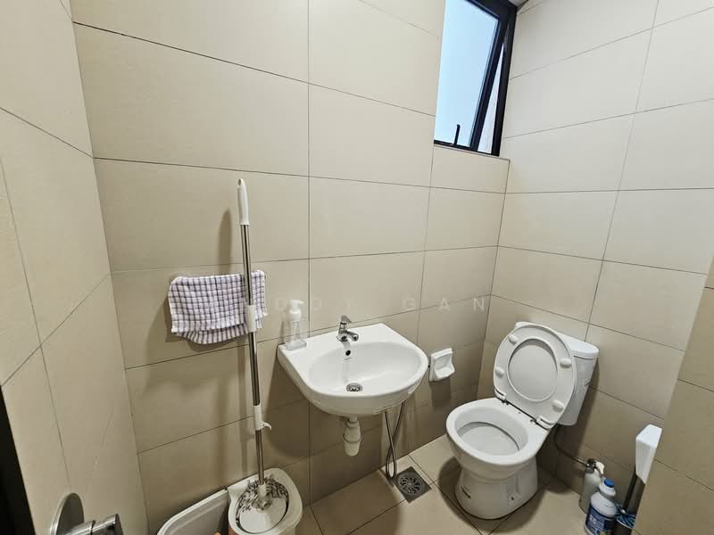 Semi-Detached House for Rent in Bandar Tropicana Aman (Telok Panglima Garang) - Anddy Gan - Bathroom - PropertyGuru.com.my