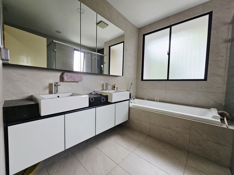 Semi-Detached House for Rent in Bandar Tropicana Aman (Telok Panglima Garang) - Anddy Gan - Bathroom - PropertyGuru.com.my