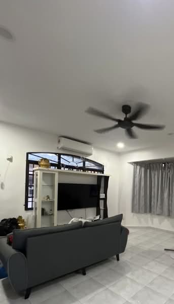 Rumah Berkembar untuk Disewa di Ayer Itam (Penang) - Lenny Goon - Living Room - PropertyGuru.com.my