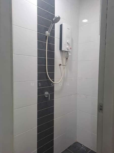 Servis Apartment untuk Dijual di Mesahill - Ms Goh . - Bathroom - PropertyGuru.com.my