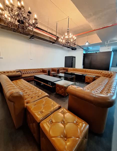 Pejabat untuk Disewa di KL Eco City (Kuala Lumpur) - Ian Fan - Lounge Area - where deals get done - PropertyGuru.com.my