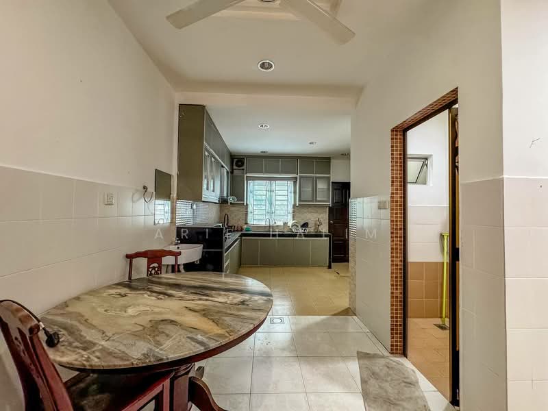 2-storey Terraced House for Sale in Bandar Teknologi Kajang (Kajang) - Arif Halim - Kitchen - PropertyGuru.com.my