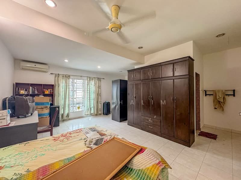 2-storey Terraced House for Sale in Bandar Teknologi Kajang (Kajang) - Arif Halim - Bedroom - PropertyGuru.com.my