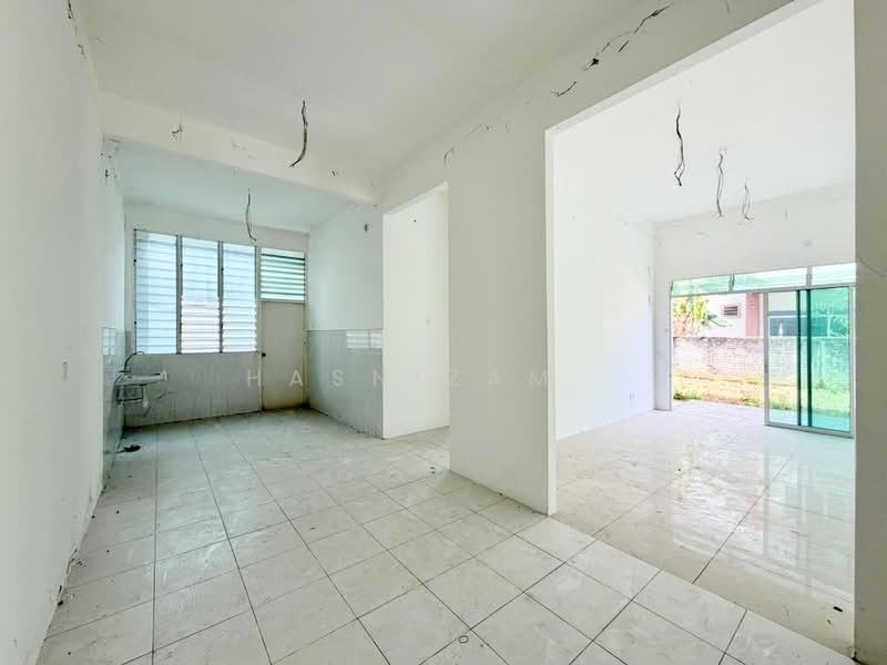 Rumah Berkembar untuk Dijual di Bandar Puteri Jaya (Sungai Petani) - Hasnizam . - Kitchen - PropertyGuru.com.my