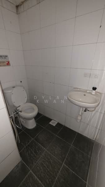 Shop for Rent in SS15 (Subang Jaya) - Dylan Kwan - Bathroom - PropertyGuru.com.my