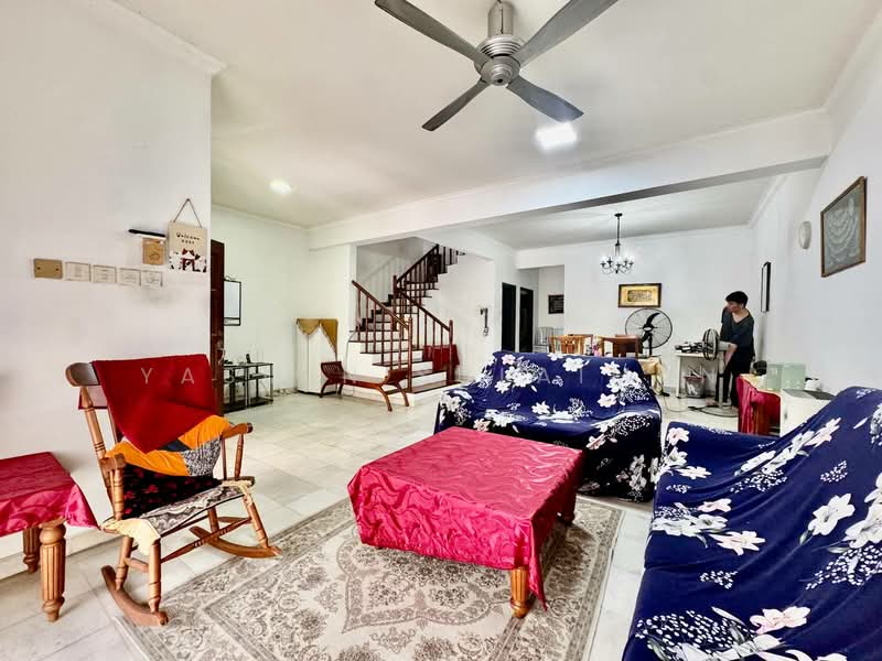 2-storey Terraced House for Sale in Bandar Sri Damansara (Selangor) - Yasmin Sulaiman - Living Room - PropertyGuru.com.my