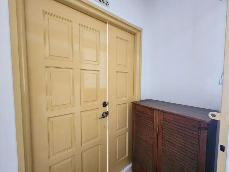Pangsapuri untuk Dijual di Melur Apartment - Mohd Syahidie - Entrance - PropertyGuru.com.my