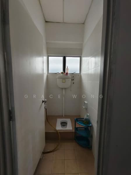 Shop / Office for Rent in Puncak Alam (Selangor) - Grace Wong - Bathroom - PropertyGuru.com.my