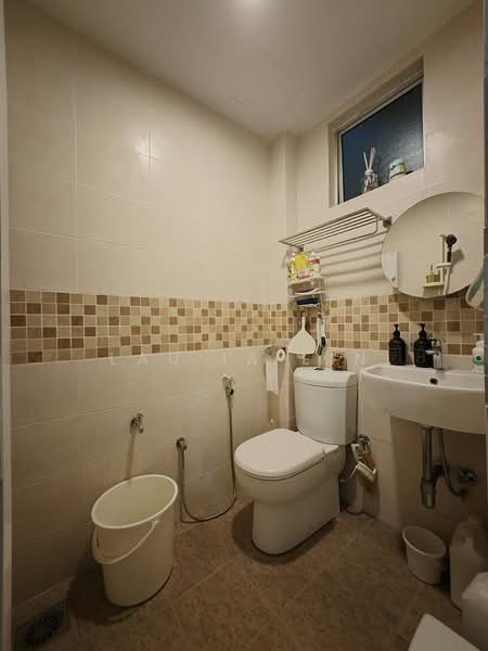 Rumah Teres 2 Tingkat untuk Disewa di Rawang (Selangor) - Lau Ia Ein - Bathroom - PropertyGuru.com.my