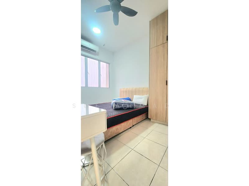 Condominium for Rent at Residensi Adelia 4 - Sue Ahmad - Master room 2 with bathroom - PropertyGuru.com.my