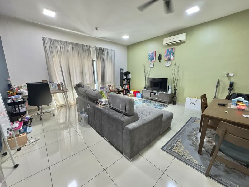 Condominium for Sale at Lake Vista Residence (Tasik Vista Residen) - Noraini Dahan - Living Room - PropertyGuru.com.my