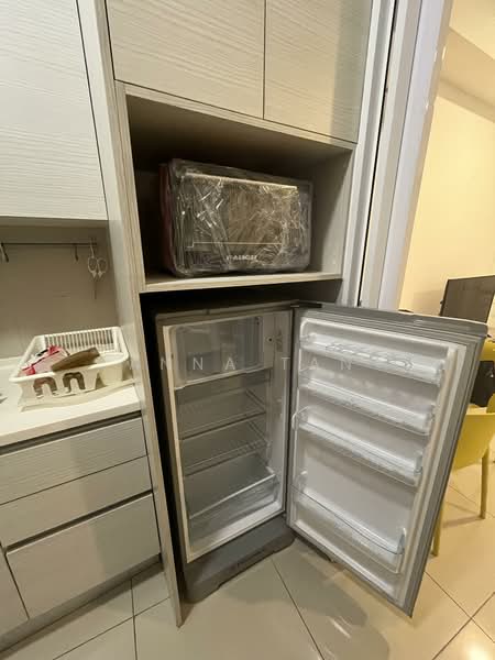 Service Residence for Rent at i-SOHO @ i-City - Anna Tan - Kitchen - PropertyGuru.com.my