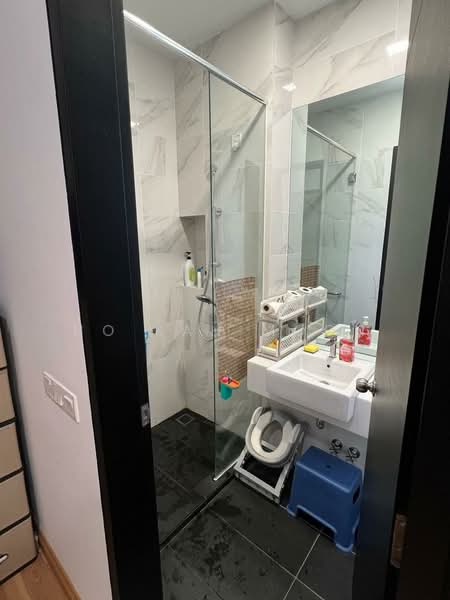 Rumah Berkembar untuk Dijual di Semenyih (Selangor) - Ho Kah Moon - Bathroom - PropertyGuru.com.my