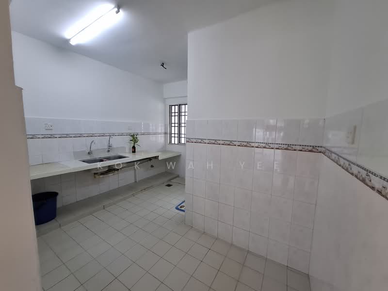 Rumah Teres 2 Tingkat untuk Dijual di Taman Meranti Jaya (Puchong) - Kok Wah Yee - Kitchen - PropertyGuru.com.my