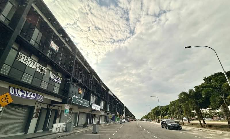 Shop for Rent in Bandar Cemerlang (Ulu Tiram) - Carol Low - Exterior - PropertyGuru.com.my