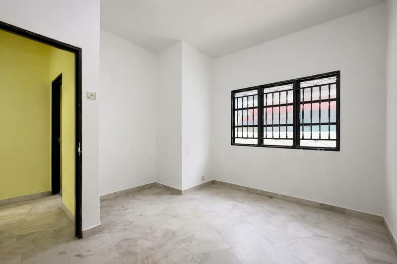 2-storey Terraced House for Sale in Taman Desaria (Petaling Jaya) - Thoriq Suparman - Interior - PropertyGuru.com.my