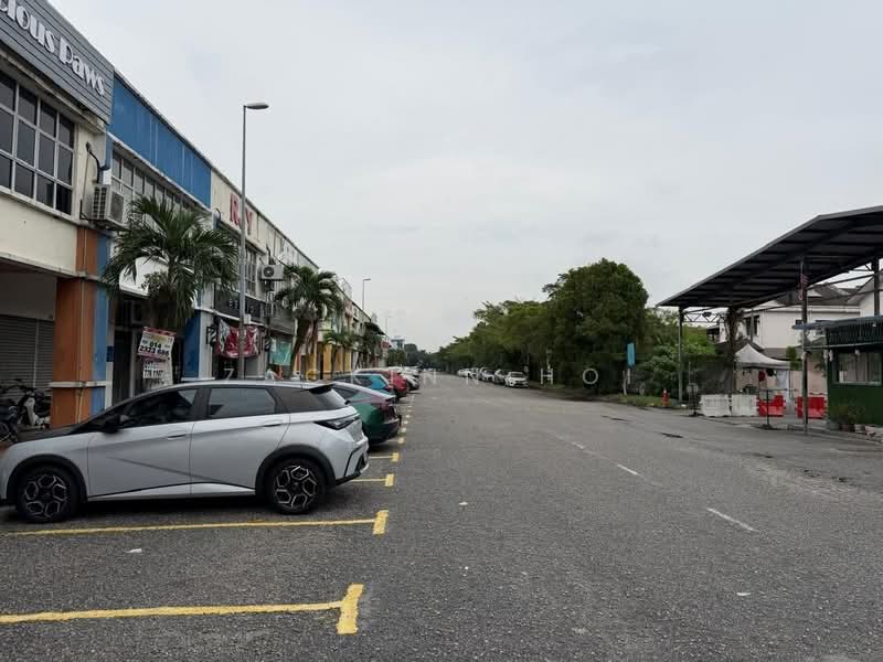 Shop for Rent in Bandar Puteri Klang (Klang) - Zackinn Hoi - Exterior - PropertyGuru.com.my