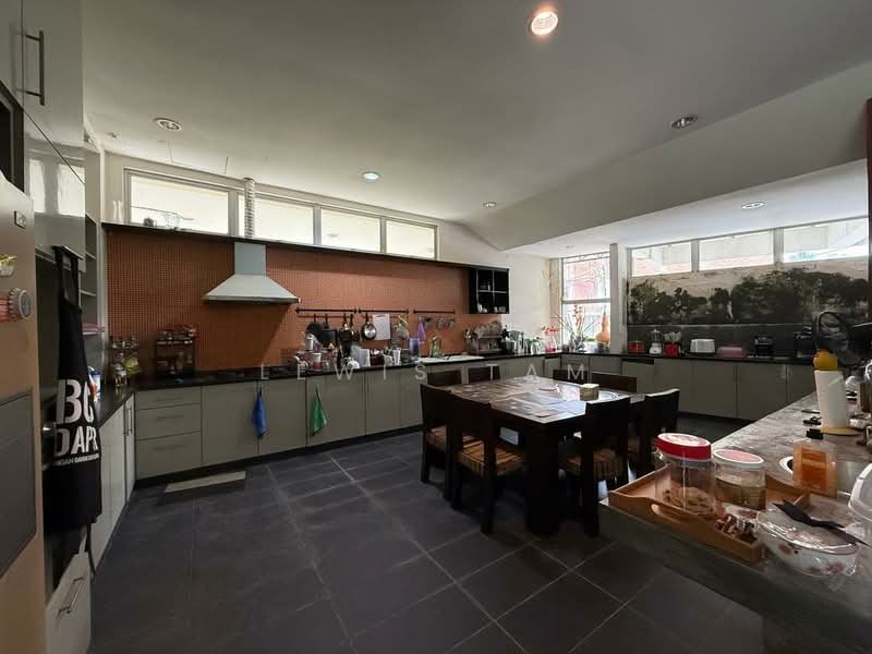 Bungalow for Sale in Country Heights (Kajang) - Lewis Tam - Kitchen - PropertyGuru.com.my