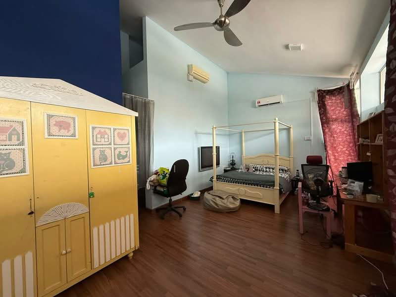 Bungalow for Sale in Country Heights (Kajang) - Lewis Tam - Bedroom - PropertyGuru.com.my