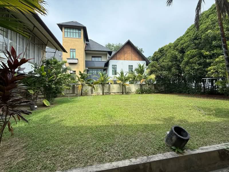 Bungalow for Sale in Country Heights (Kajang) - Lewis Tam - PropertyGuru.com.my