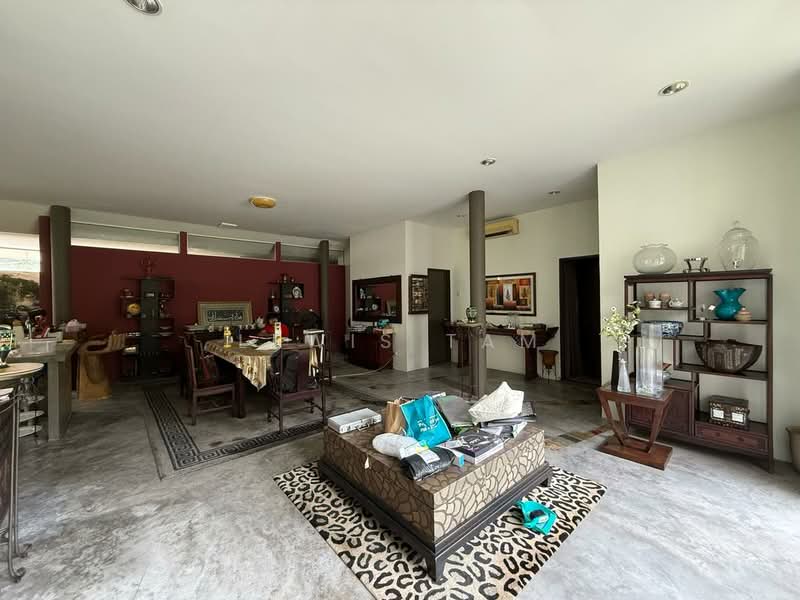 Bungalow for Sale in Country Heights (Kajang) - Lewis Tam - PropertyGuru.com.my