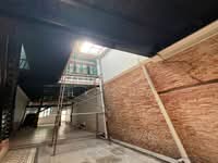 For Rent - Newly refurbished ,build up 4000sf