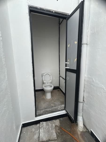 Shop for Rent in George Town (Penang) - HK Ang - Bathroom - PropertyGuru.com.my