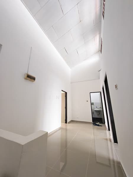 2-storey Terraced House for Sale in Taman Impian Jaya (Senai) - Sin Yie - Corridor - PropertyGuru.com.my