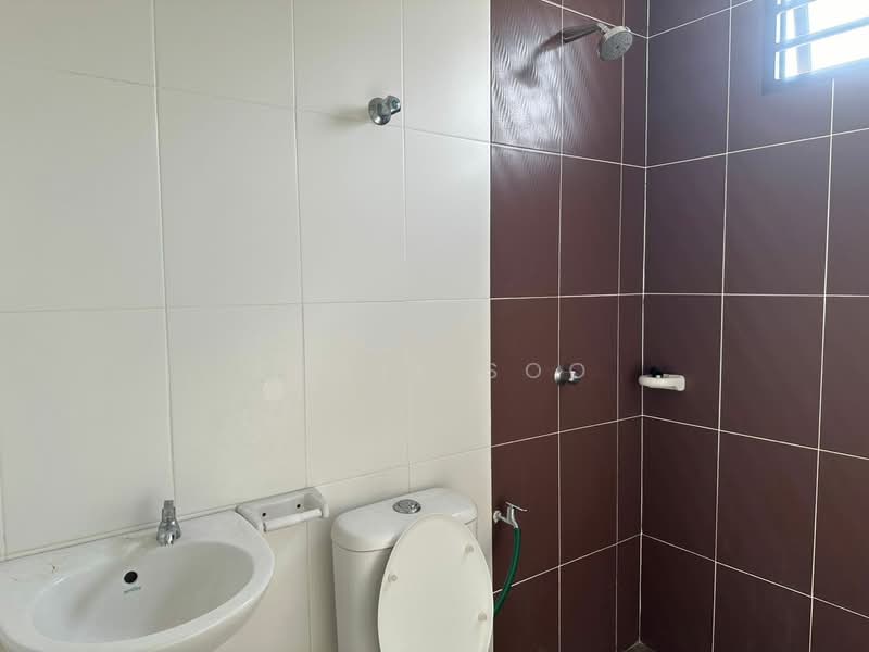 Rumah Teres untuk Dijual di Nilai (Negeri Sembilan) - Chrix Soo - Bathroom - PropertyGuru.com.my