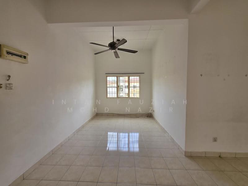 Apartment for Rent at Pangsapuri Tainia - Intan Fauziah Mohd Nazir - PropertyGuru.com.my