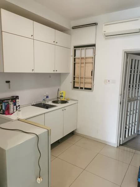 Service Residence for Rent at Centrestage Designer Suite - Winson Ng - Kitchen - PropertyGuru.com.my