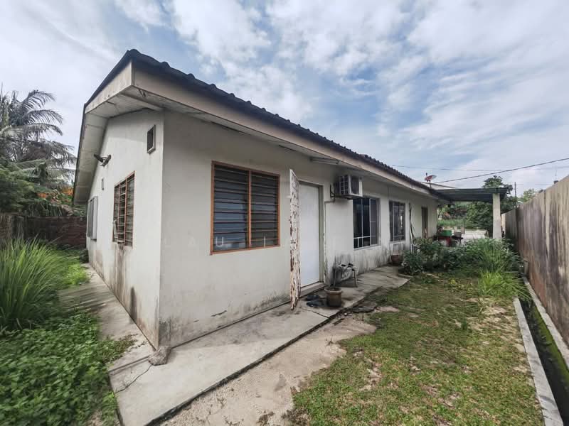 Bungalow for Sale in Rawang (Selangor) - Lau Ia Ein - Exterior - PropertyGuru.com.my