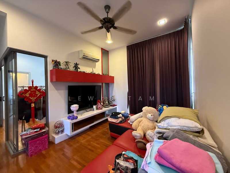 Bungalow for Sale in Jade Hills (Kajang) - Lewis Tam - Living Room - PropertyGuru.com.my