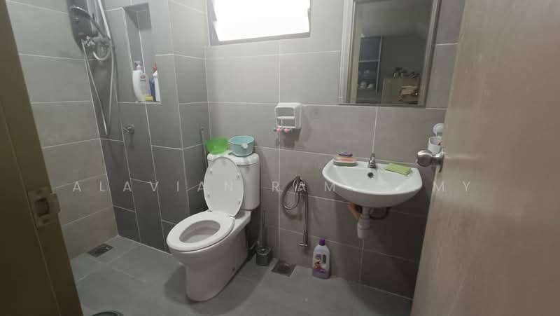 Townhouse for Rent in Taman Putra Perdana (Puchong) - Alavian Ramasamy - Bathroom - PropertyGuru.com.my