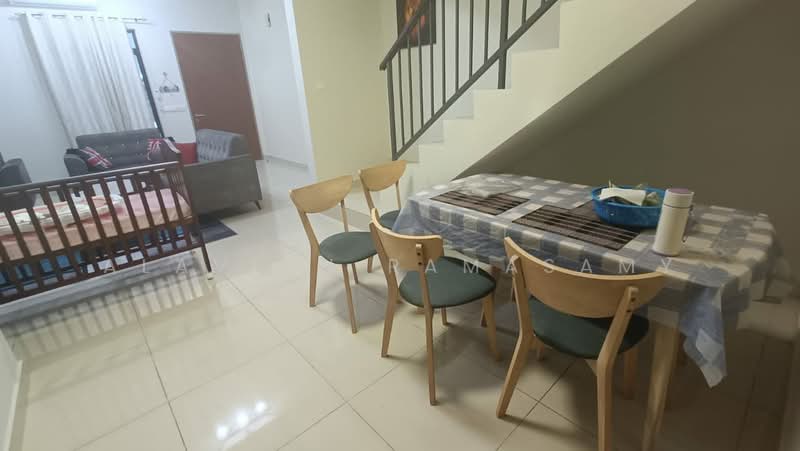 Townhouse for Rent in Taman Putra Perdana (Puchong) - Alavian Ramasamy - Living Room - PropertyGuru.com.my