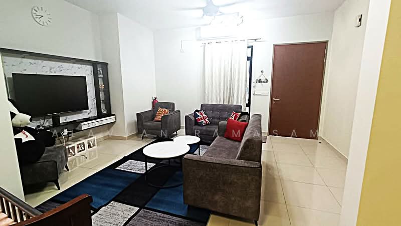 Townhouse for Rent in Taman Putra Perdana (Puchong) - Alavian Ramasamy - Living Room - PropertyGuru.com.my
