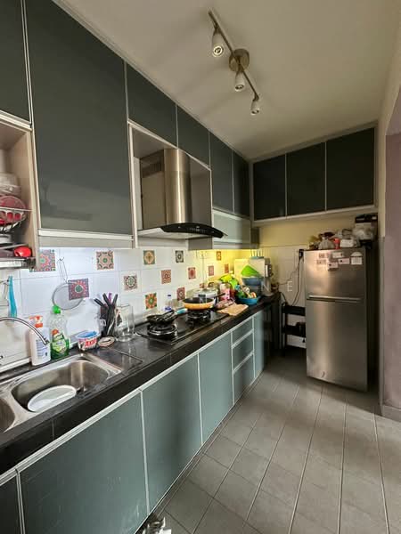Apartment for Sale at Goodview Heights - Celestine Ting - Kitchen - PropertyGuru.com.my