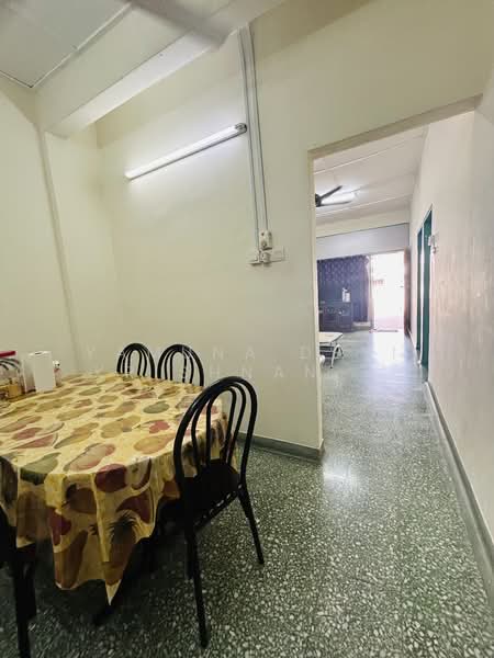 Rumah Teres 1 Tingkat untuk Dijual di Petaling Jaya (Selangor) - Yamuna Devi Krishnan Kutty - Dining area  - PropertyGuru.com.my