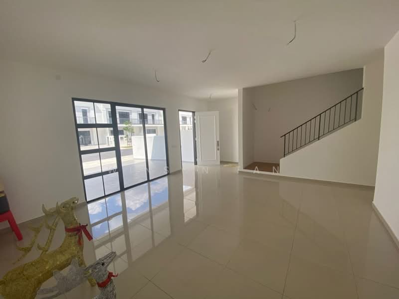 Cluster House for Sale in Eco Botanic (Iskandar Puteri (Nusajaya)) - Winson Tan - Living Room - PropertyGuru.com.my