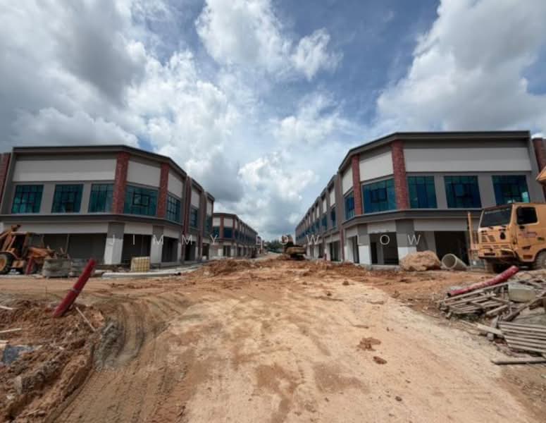 Shop for Rent in Bandar Gamuda Gardens (Rawang) - Jimmy Low Low - Exterior - PropertyGuru.com.my