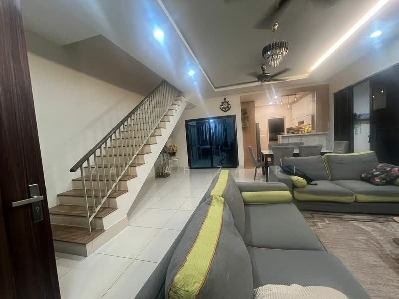 Rumah Teres untuk Disewa di Shah Alam (Selangor) - Zaimah Zamri - Living Room - PropertyGuru.com.my