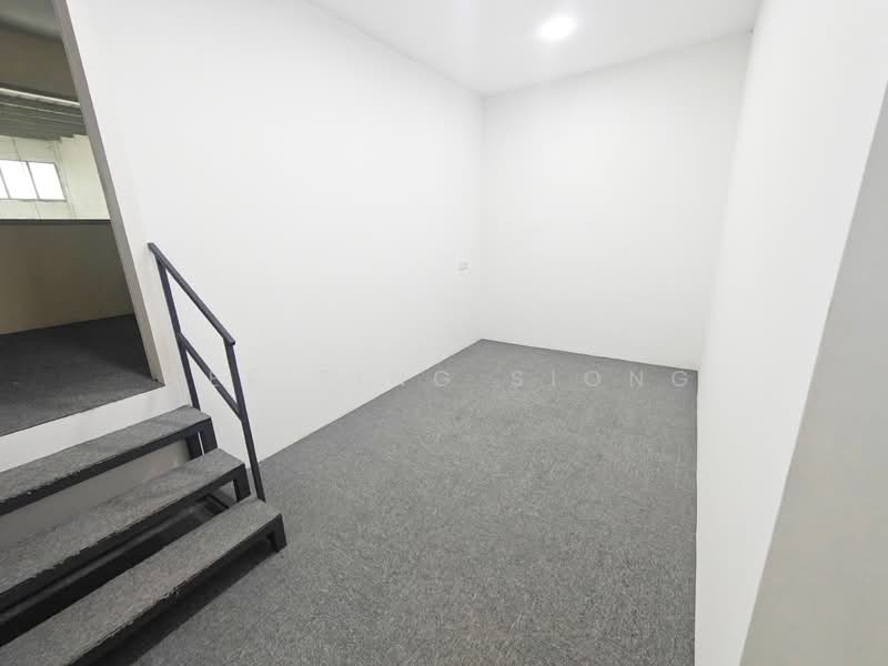 Factory for Rent in Kepong (Kuala Lumpur) - Lee Sing Siong - Interior - PropertyGuru.com.my