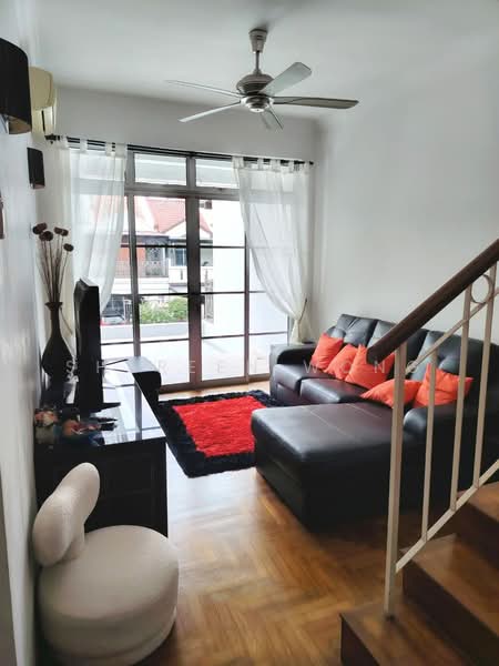 2.5-storey Terraced House for Rent in Taman Gaya (Ulu Tiram) - Shereen Wong - Living Room - PropertyGuru.com.my