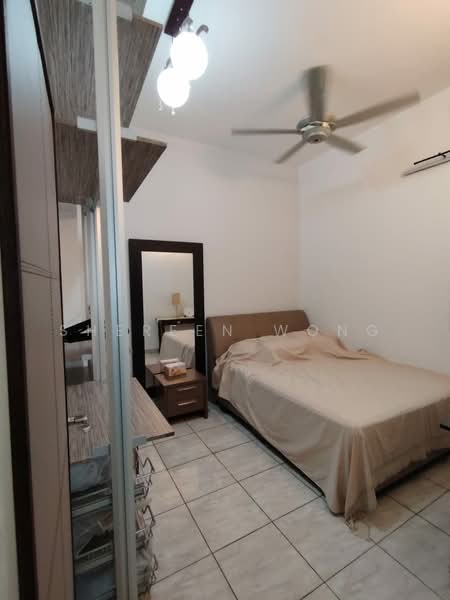 2.5-storey Terraced House for Rent in Taman Gaya (Ulu Tiram) - Shereen Wong - Bedroom - PropertyGuru.com.my